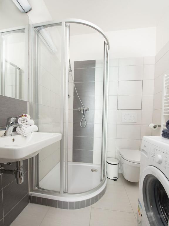 Thai World Apartment Spilberk II Brno Ngoại thất bức ảnh