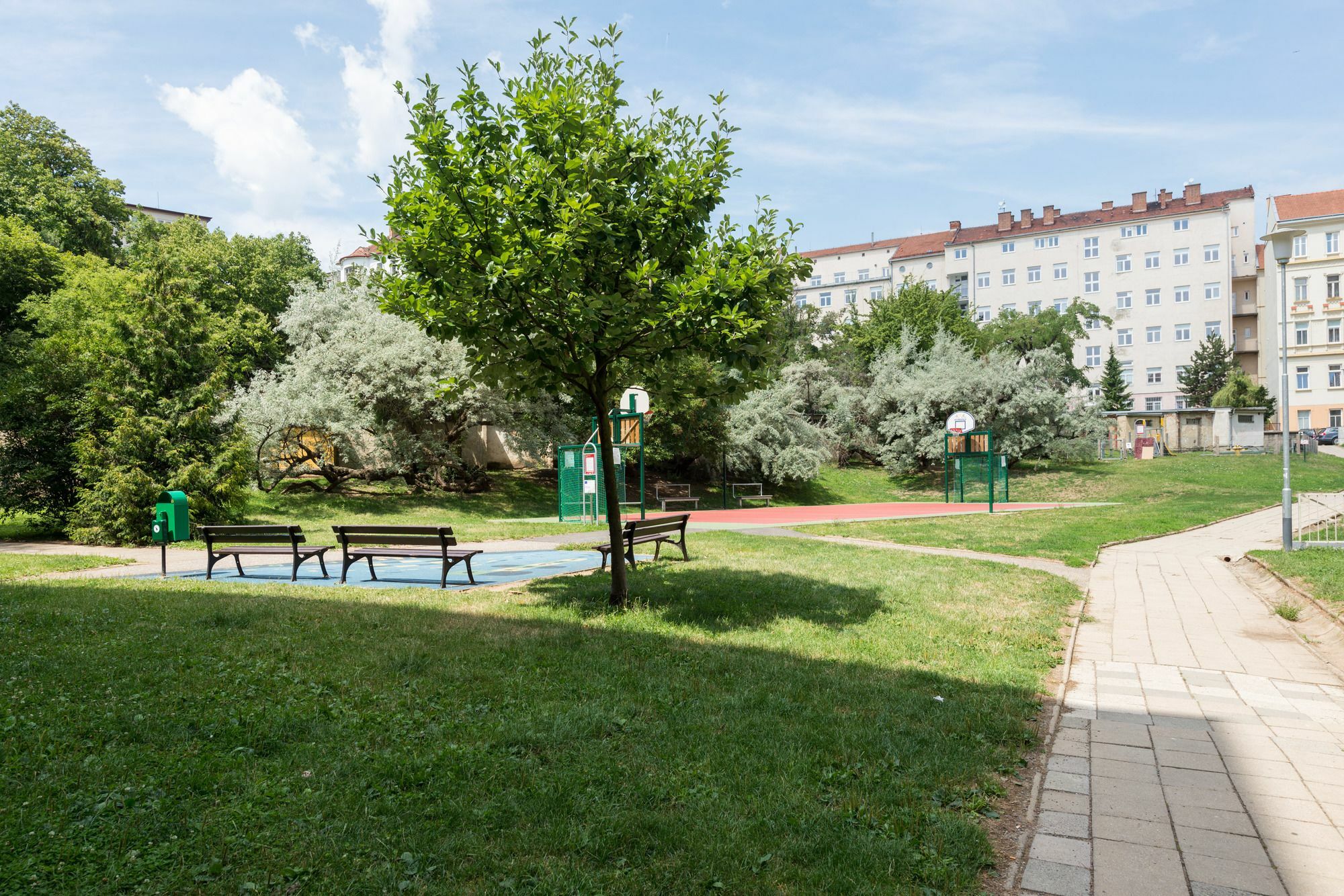 Thai World Apartment Spilberk II Brno Ngoại thất bức ảnh